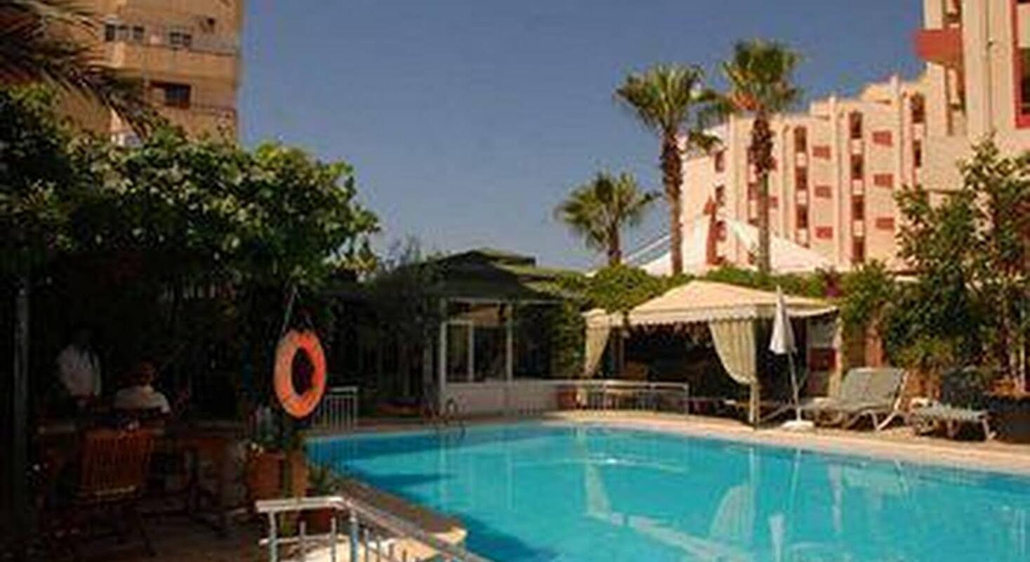 Anik Apart Hotel Überweisen