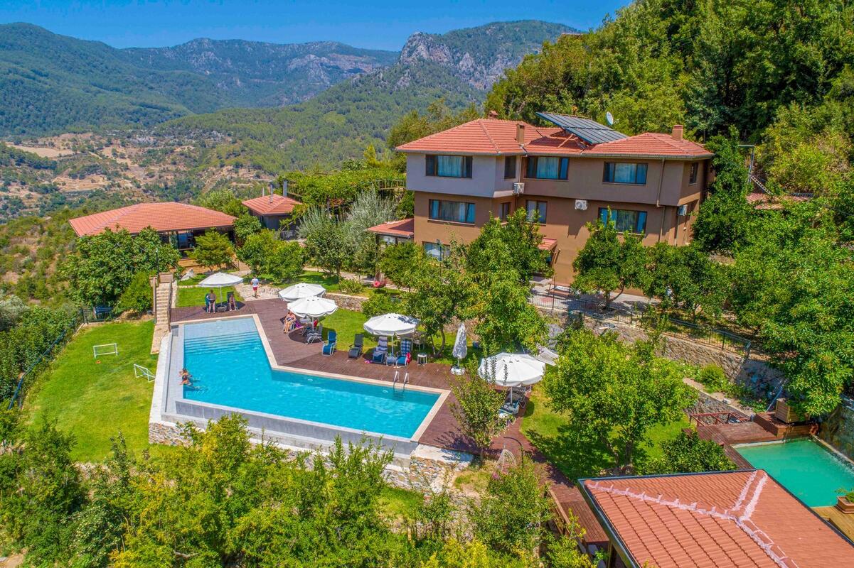 Авена Маунтин Бутик Отель Передача