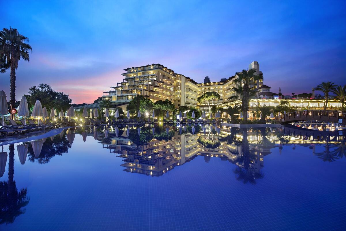 Bellis Deluxe Hotel Transfer