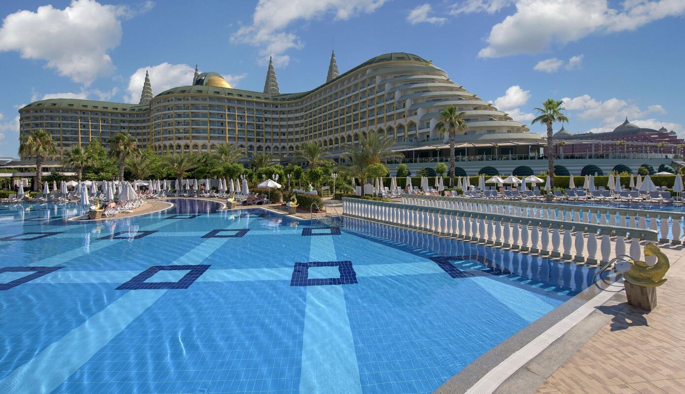 Delphin Imperial Lara Überweisen