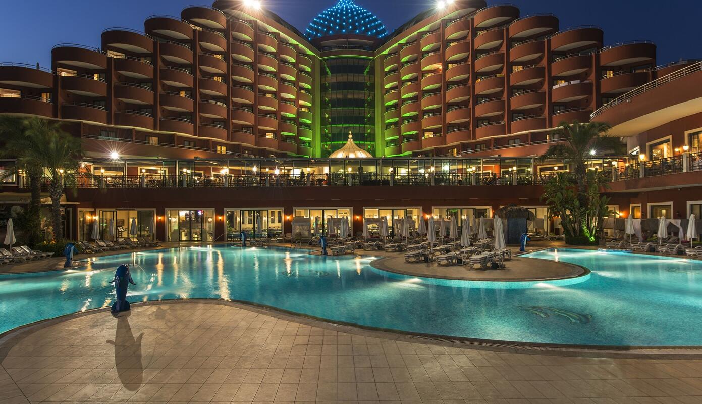 Delphin Palace Hotel Transfer