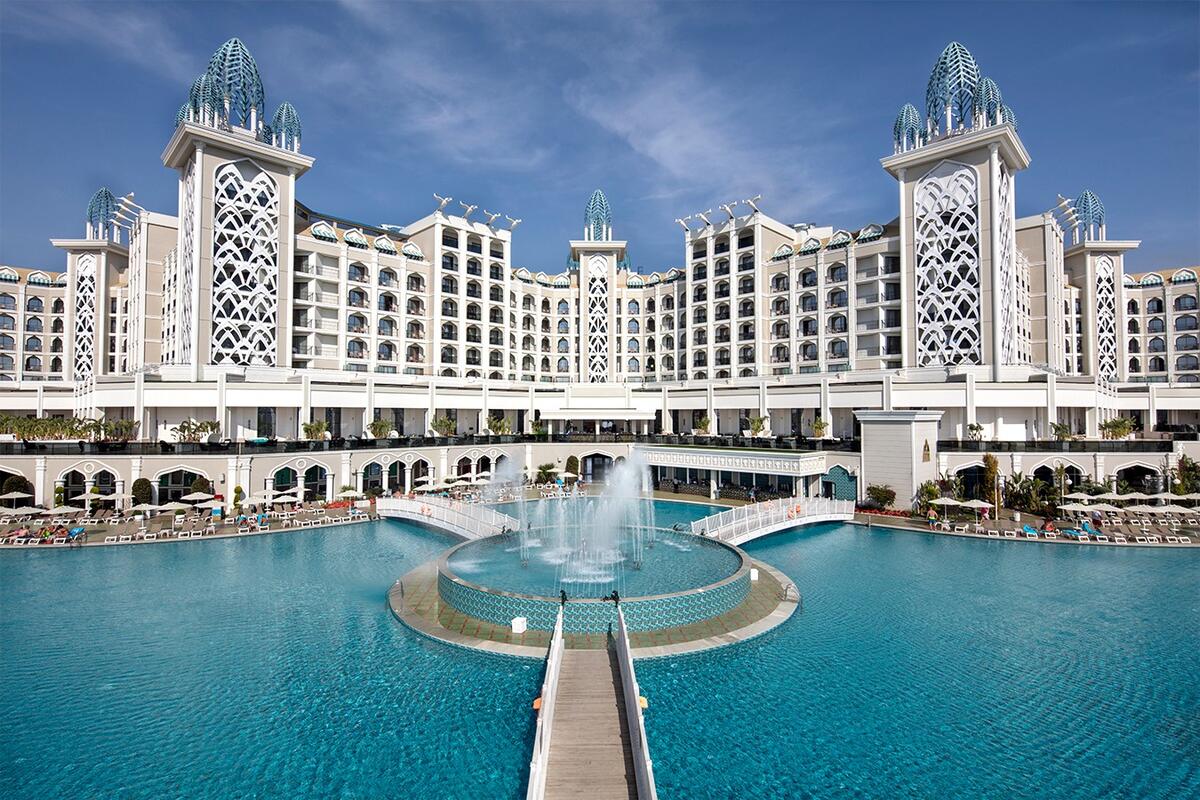 Granada Luxury Belek Überweisen