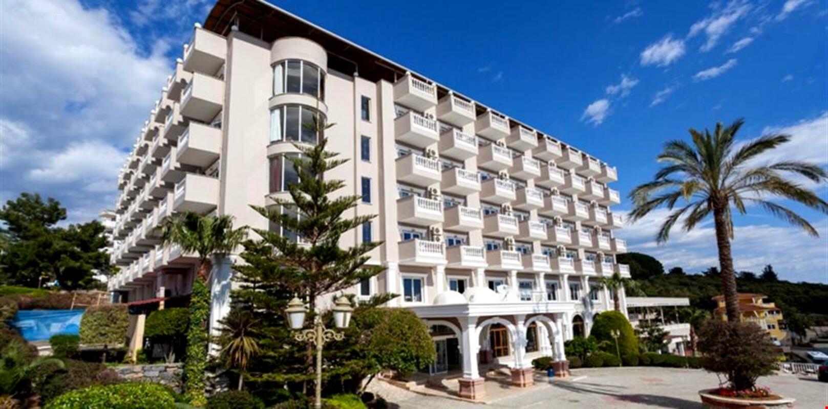 Larina Family Resort Transfer