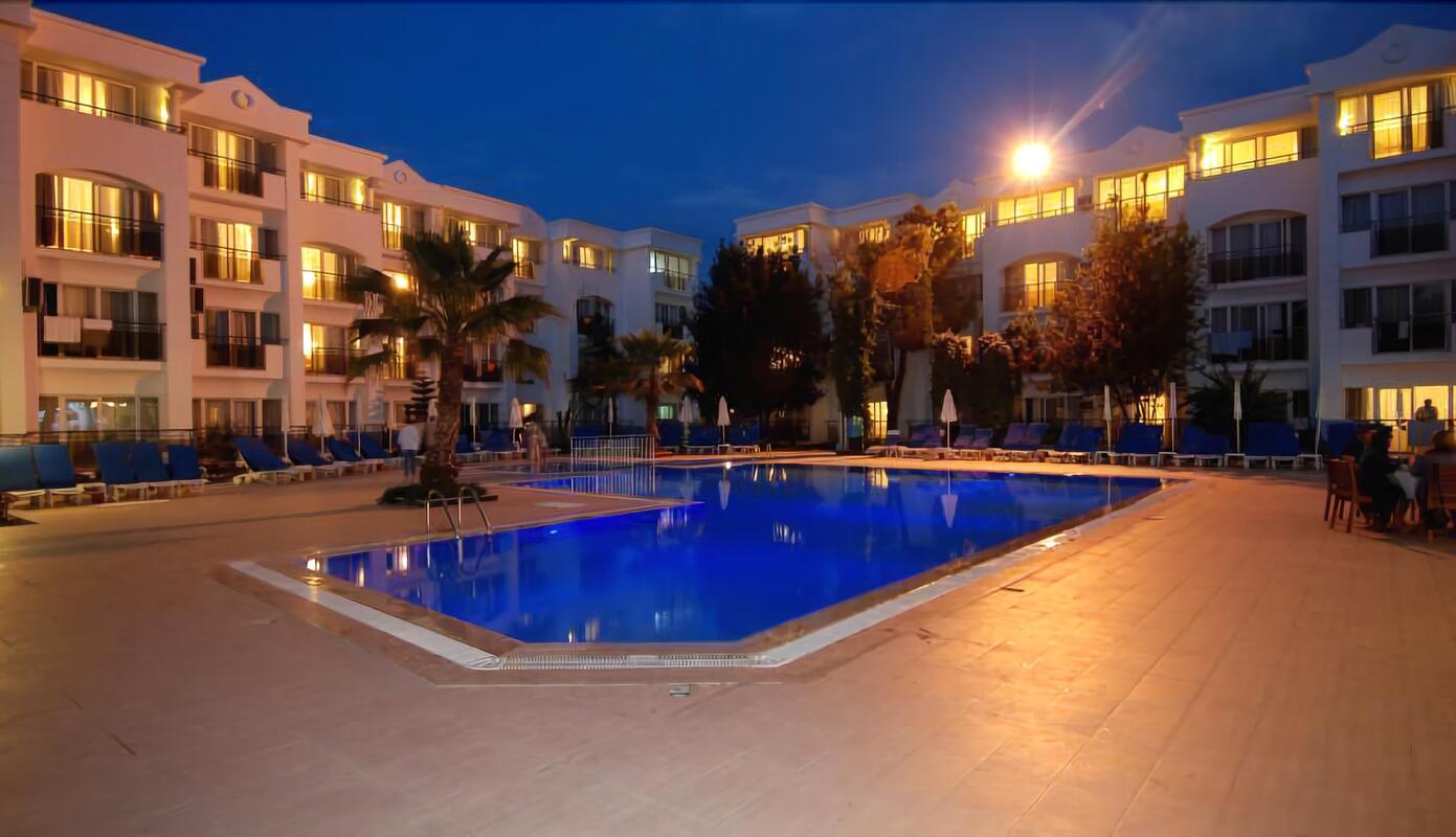 Maya World Golf Side Transfer