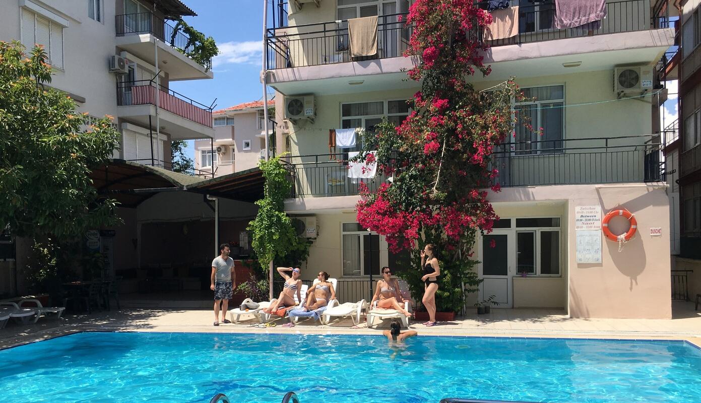 Наз Гарден Апарт Отель Передача