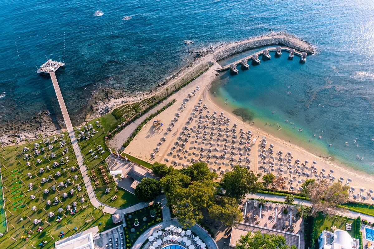 Rubi Platinum Spa Resort & Suites Transfer