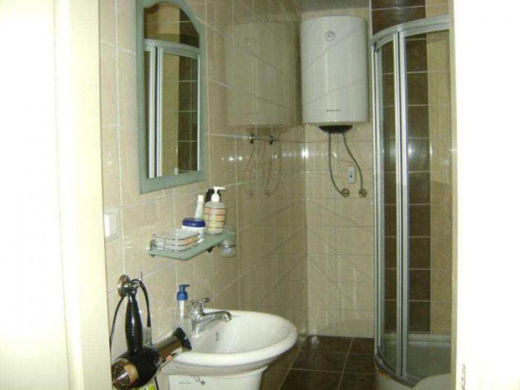 Selene Residence Überweisen