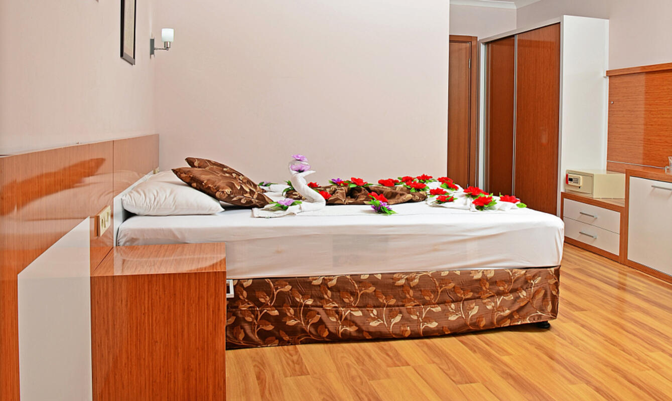 Тугра Люкс Отель Передача