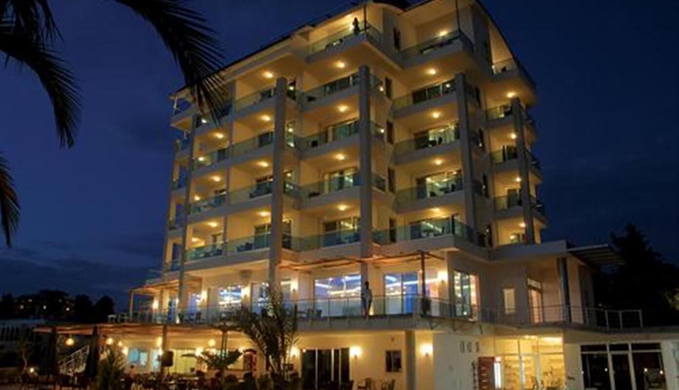 Venessa Beach Hotel Überweisen