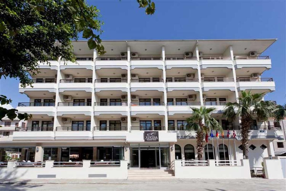 Xperia Kandelor Hotel Überweisen