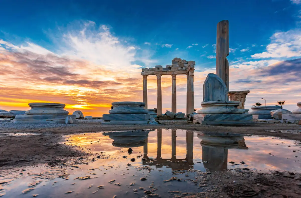 Manavgat Mercedes Transfer - Детали комфортных кожаных сидений